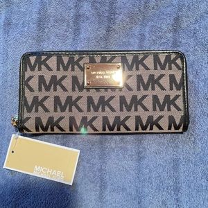 Authentic Michael Kors Wallet